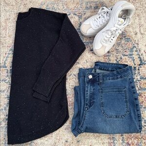 ❄️Loft navy/white speckled crewneck sweater. Size M.